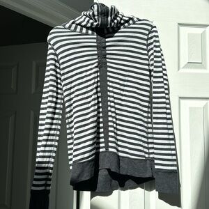 Reversible Lululemon pullover